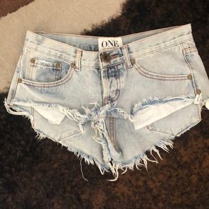 One teaspoon shorts